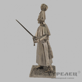 фото — солдатик оловянный «обер-офицер, командующий ротой 1812-14 гг.». гк